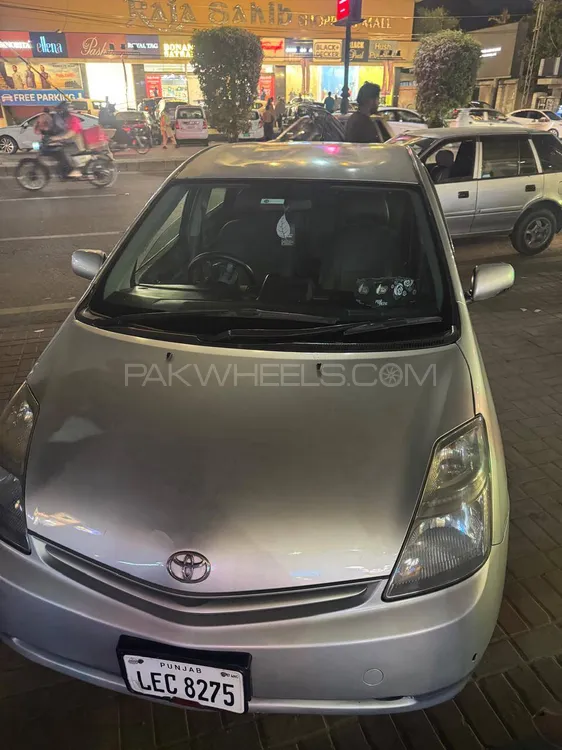 Toyota Prius 2008 for Sale in Lahore Image-1