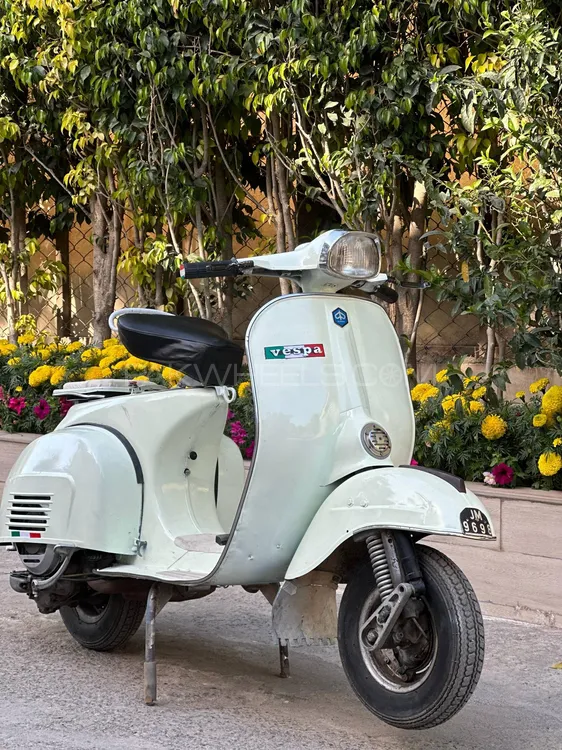Vespa 150cc 1976 for Sale Image-1