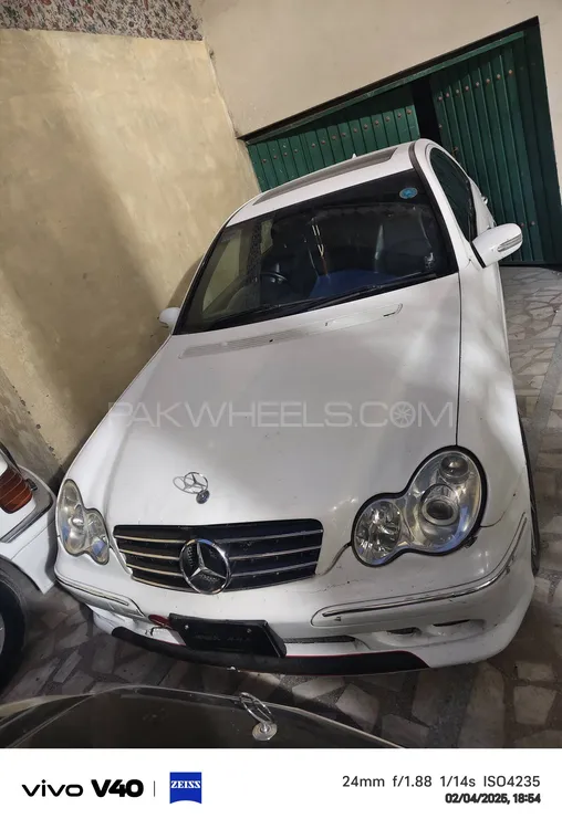 Mercedes Benz C Class 2003 for Sale in Peshawar Image-1