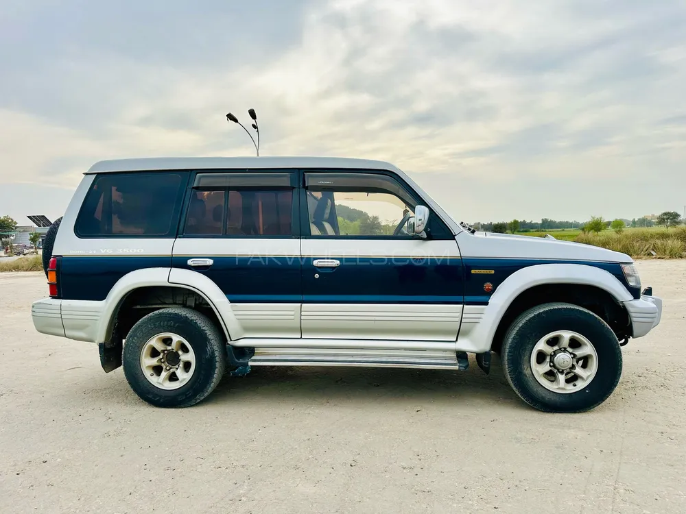 Mitsubishi Pajero 1996 for Sale in Hyderabad Image-1