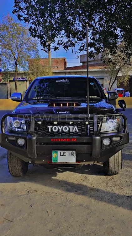 Toyota Hilux 2013 for Sale in Gujranwala Image-1