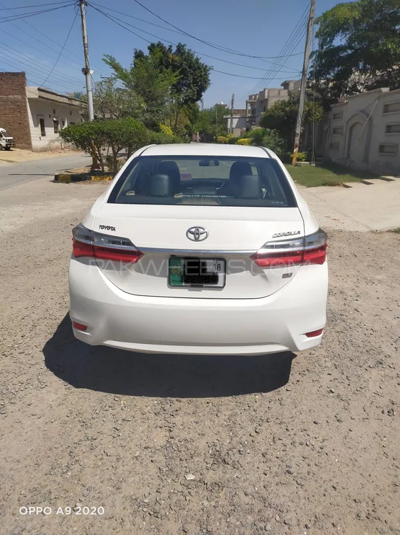 Toyota Corolla 2018 for Sale in Faisalabad Image-1