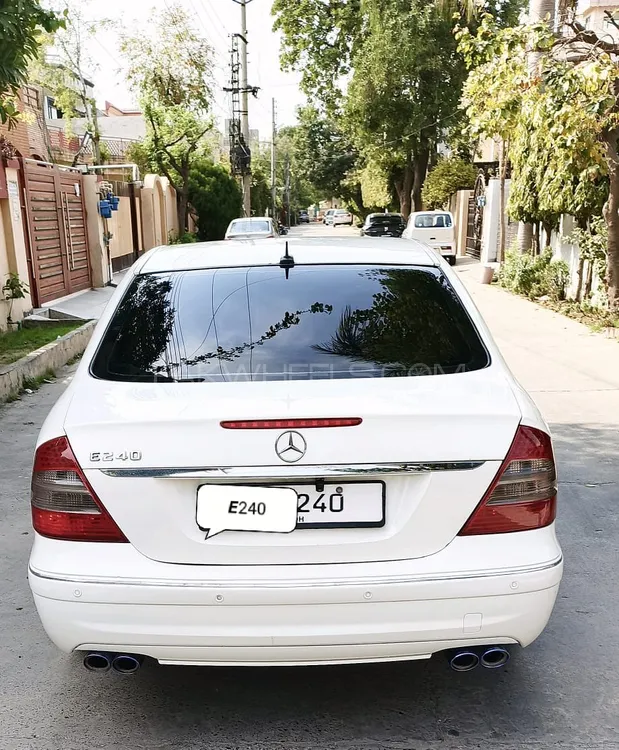مرسڈیز بینز ای کلاس 2005 for Sale in لاہور مرسڈیز بینز ای کلاس 2005 for Sale in لاہور Image-8