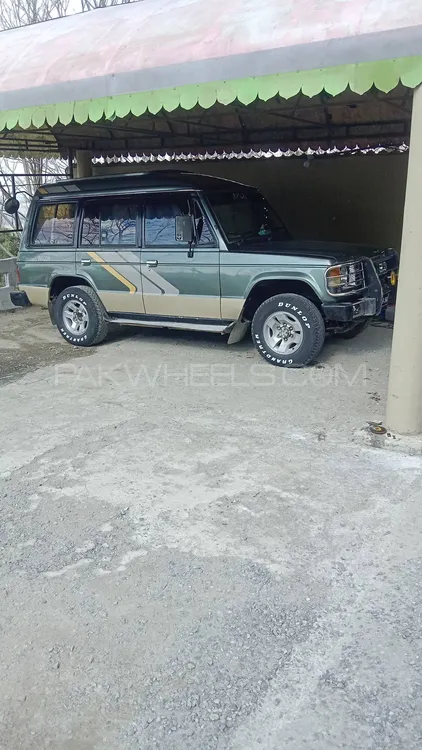 مٹسوبیشی پجیرو 1986 for Sale in ایبٹ آباد Image-1