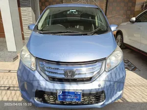 Honda Freed 2014 for Sale