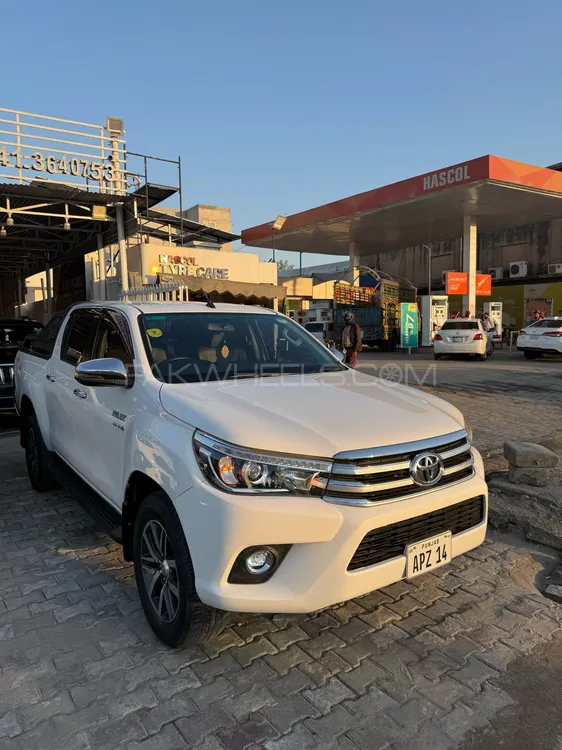 Toyota Hilux 2021 for Sale in Lahore Image-1