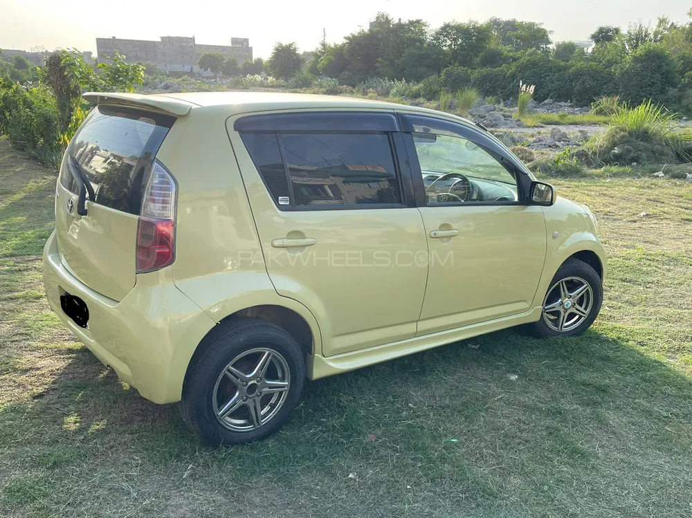 Toyota Passo 2010 for Sale in Lahore Image-1