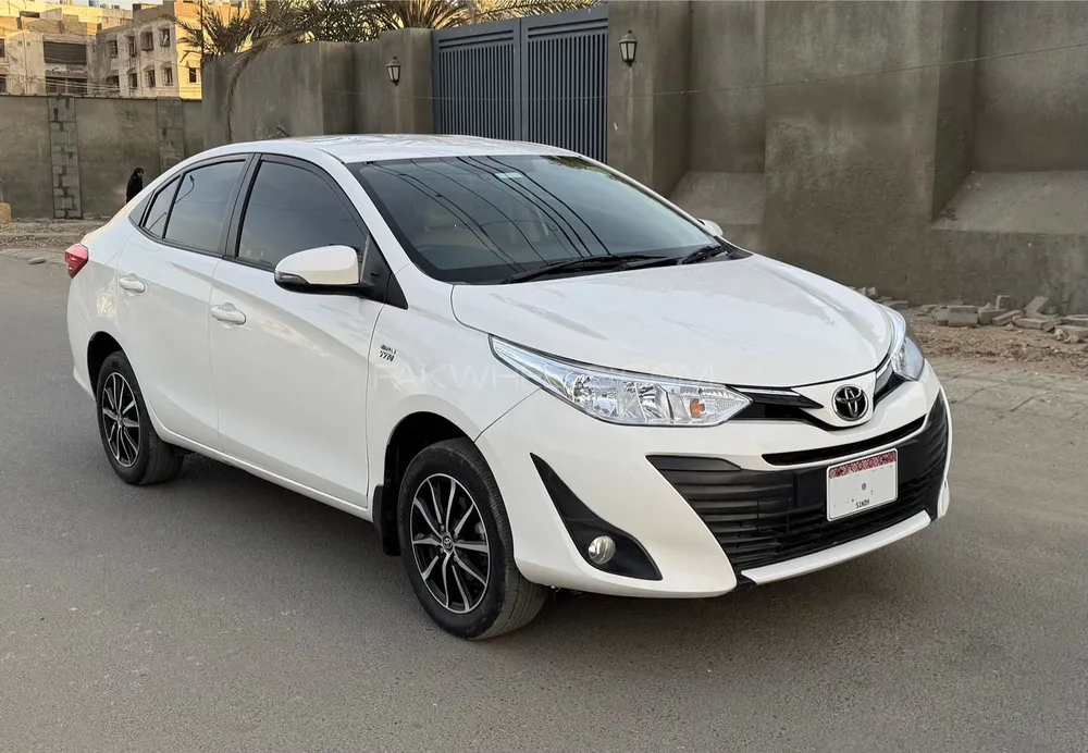 Toyota Yaris Sedan 2022 for Sale in Karachi Image-1
