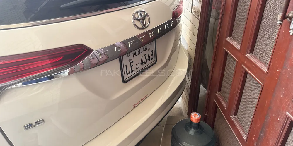 Toyota Fortuner 2019 for Sale in Lahore Image-1