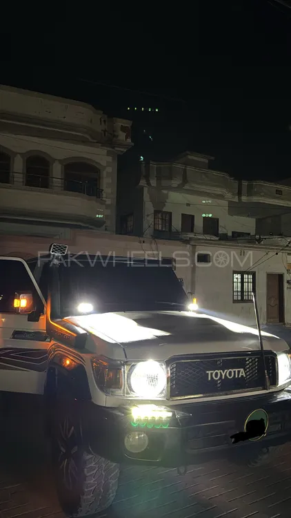 Toyota Land Cruiser 1987 for Sale in Hyderabad Image-1