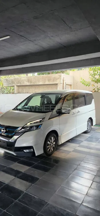 نسان سرینا 2019 for Sale in لاہور Image-1