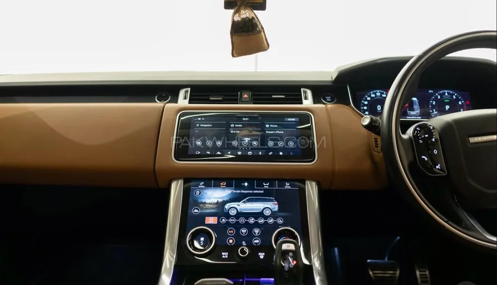 Range Rover Sport 2019 for Sale in Lahore Range Rover Sport 2019 for Sale in Lahore Image-3