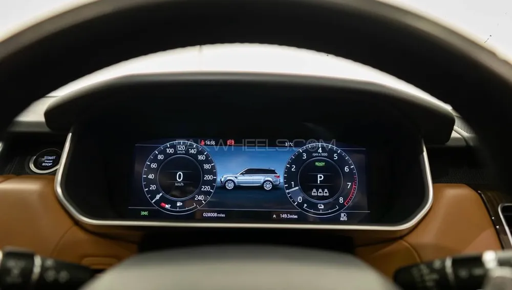 Range Rover Sport 2019 for Sale in Lahore Range Rover Sport 2019 for Sale in Lahore Image-5
