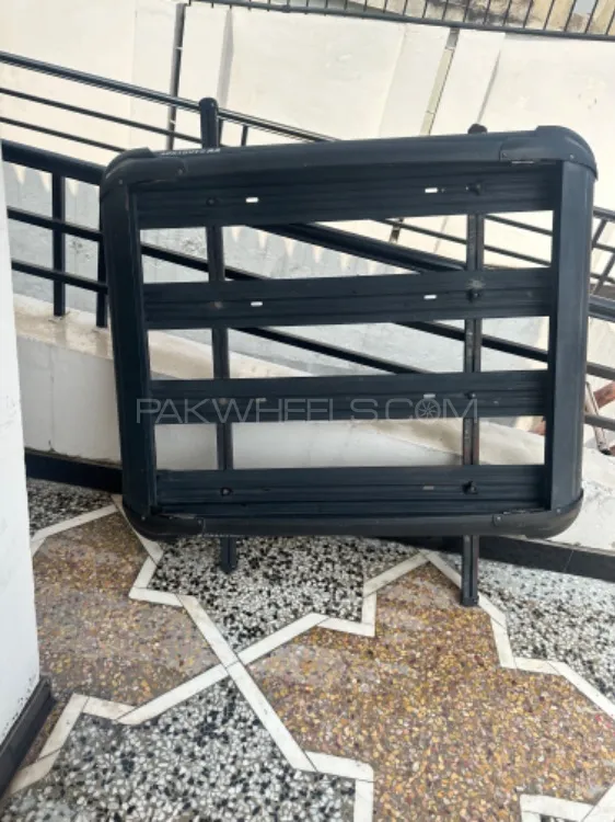 Roof carrier Image-1