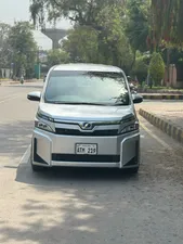 Toyota Voxy 2018 for Sale