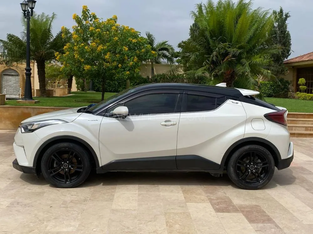 Toyota C-HR 2018 for Sale in Karachi Image-1