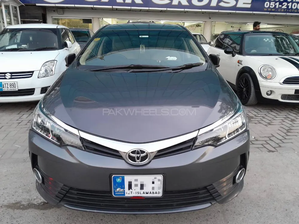 Toyota Corolla 2017 for Sale in Islamabad Image-1