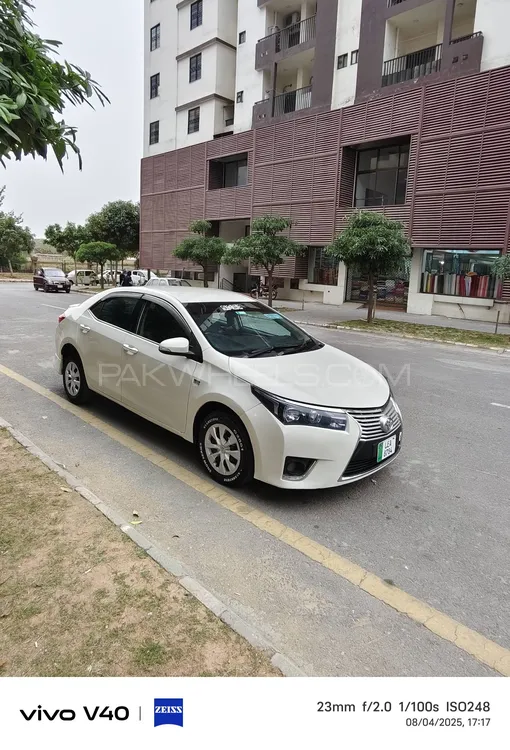 Toyota Corolla 2015 for Sale in Islamabad Image-1