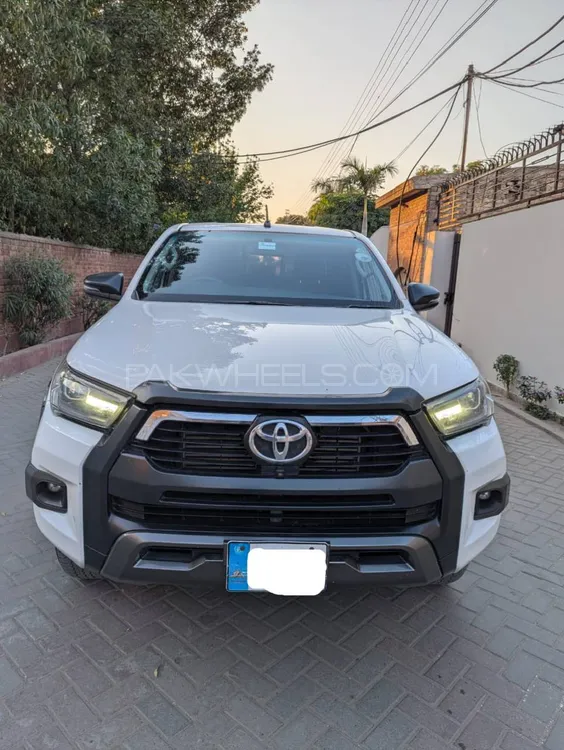 Toyota Hilux 2022 for Sale in Lahore Image-1