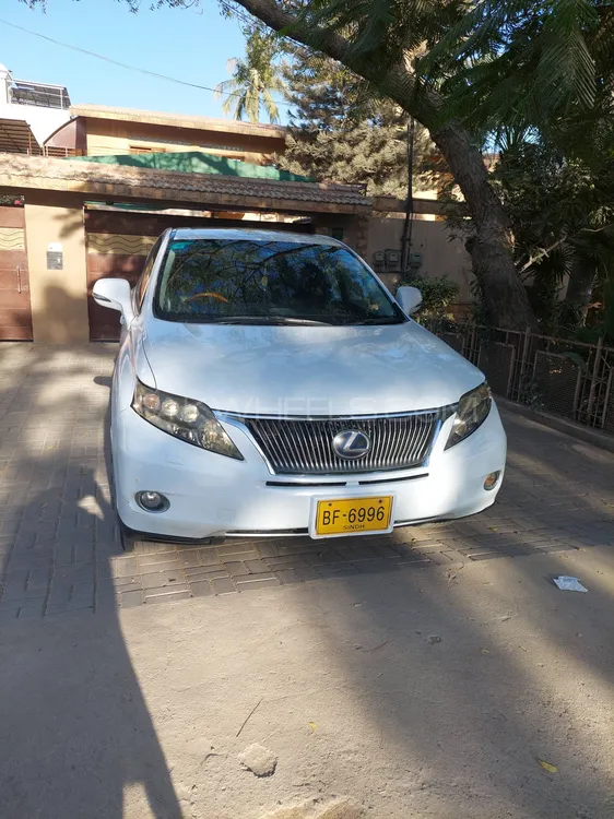 لیکزس آر ایکس سیریز 2009 for Sale in کراچی Image-1
