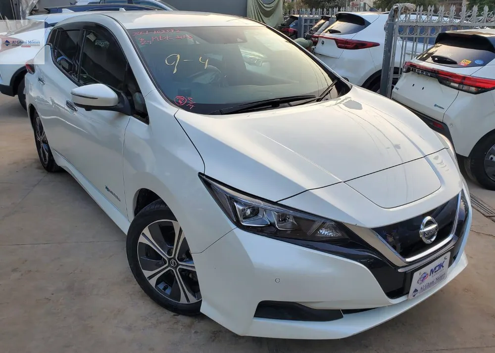 Nissan Leaf 2021 for Sale in Karachi Image-1
