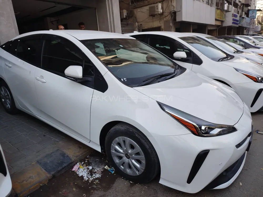 Toyota Prius 2021 for Sale in Karachi Image-1