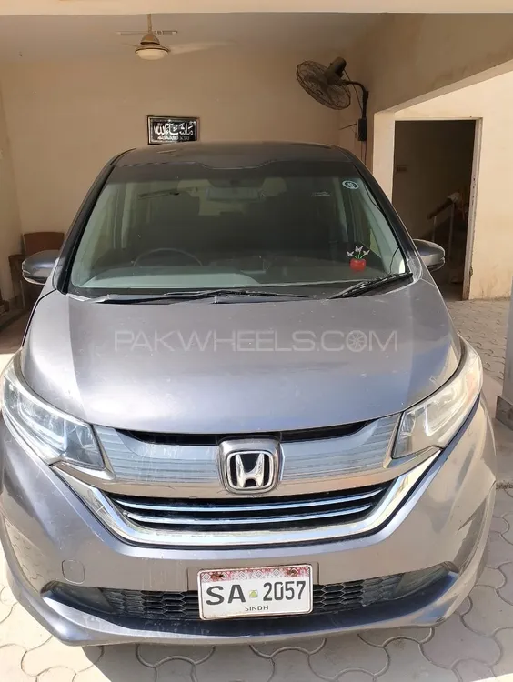 Honda Freed 2016 for Sale in Karachi Image-1