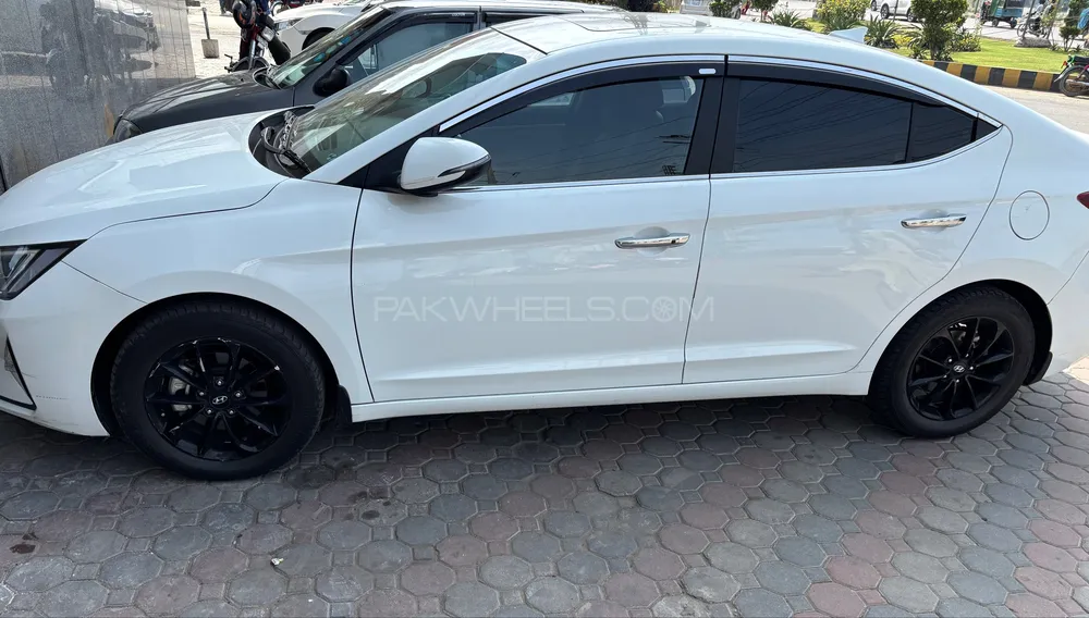 Hyundai Elantra 2022 for Sale in Lahore Hyundai Elantra 2022 for Sale in Lahore Image-2