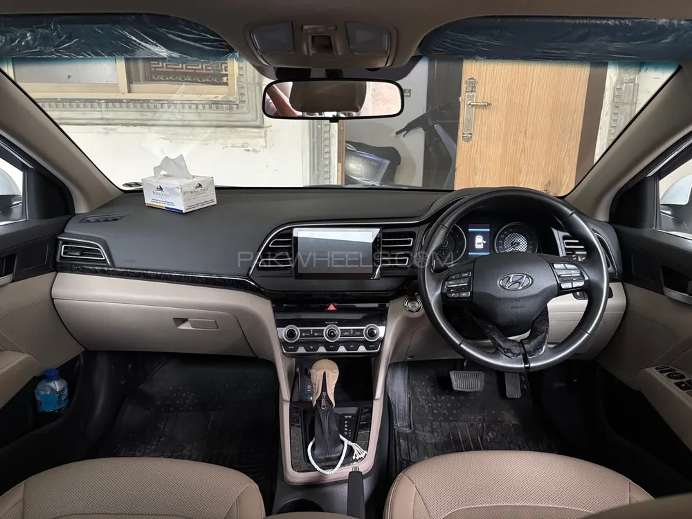 Hyundai Elantra 2022 for Sale in Lahore Hyundai Elantra 2022 for Sale in Lahore Image-3