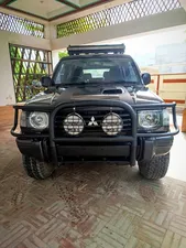 Mitsubishi Pajero Exceed Automatic 2.8D 1993 for Sale