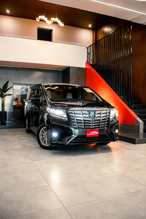 Toyota Alphard 2016 for Sale in Islamabad Image-1