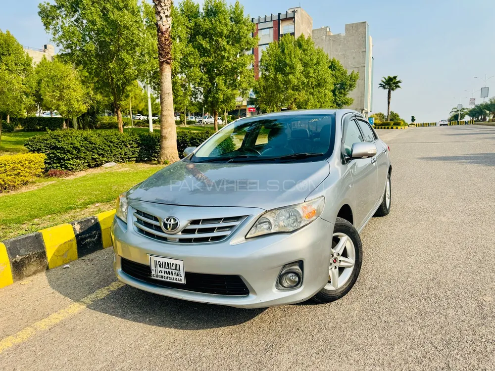 Toyota Corolla 2012 for Sale in Islamabad Image-1