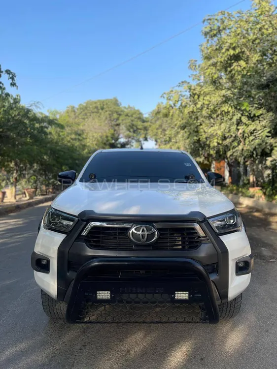 Toyota Hilux 2020 for Sale in Karachi Image-1