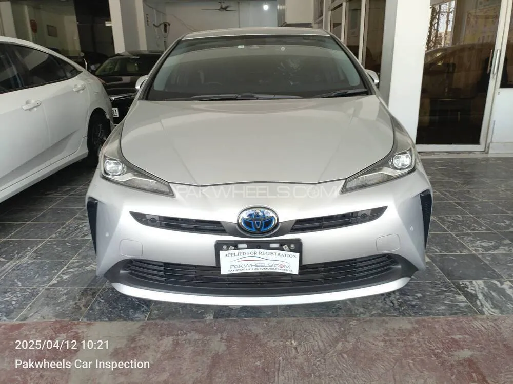Toyota Prius 2021 for Sale in Multan Image-1
