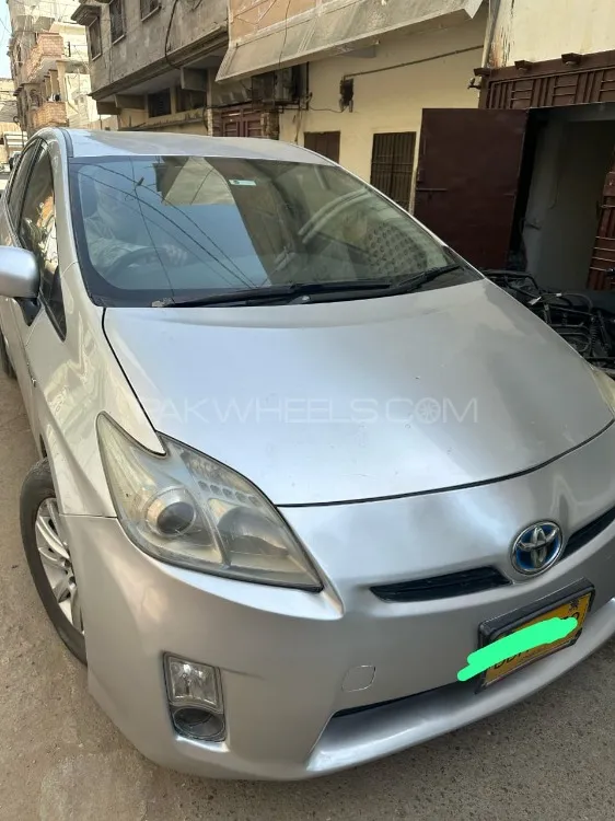 Toyota Prius 2011 for Sale in Karachi Image-1