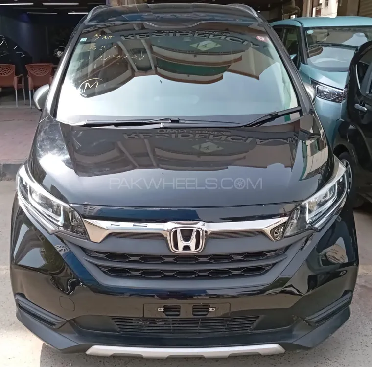 Honda Freed 2020 for Sale in Karachi Image-1