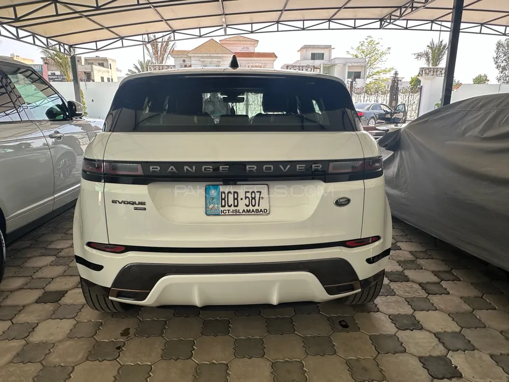 Range Rover Evoque 2021 for Sale in Sialkot Range Rover Evoque 2021 for Sale in Sialkot Image-2