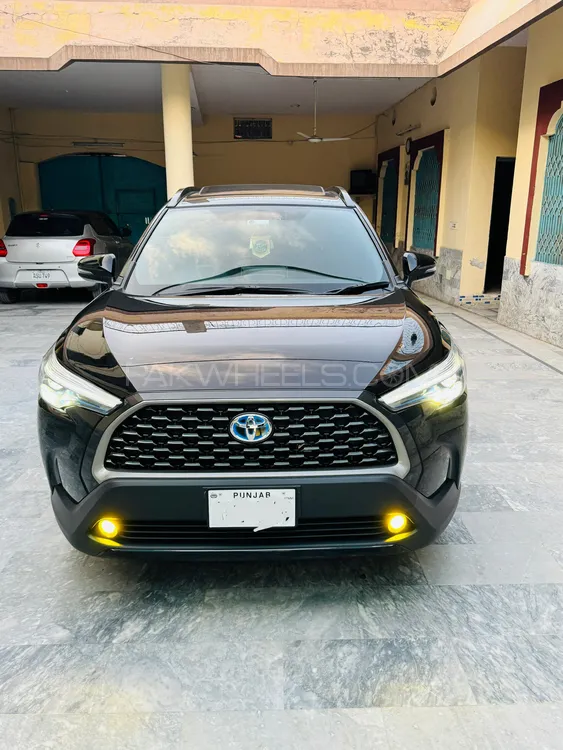 Toyota Corolla Cross 2025 for Sale in Sialkot Image-1