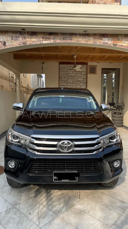 Toyota Hilux 2021 for Sale in Lahore Image-1