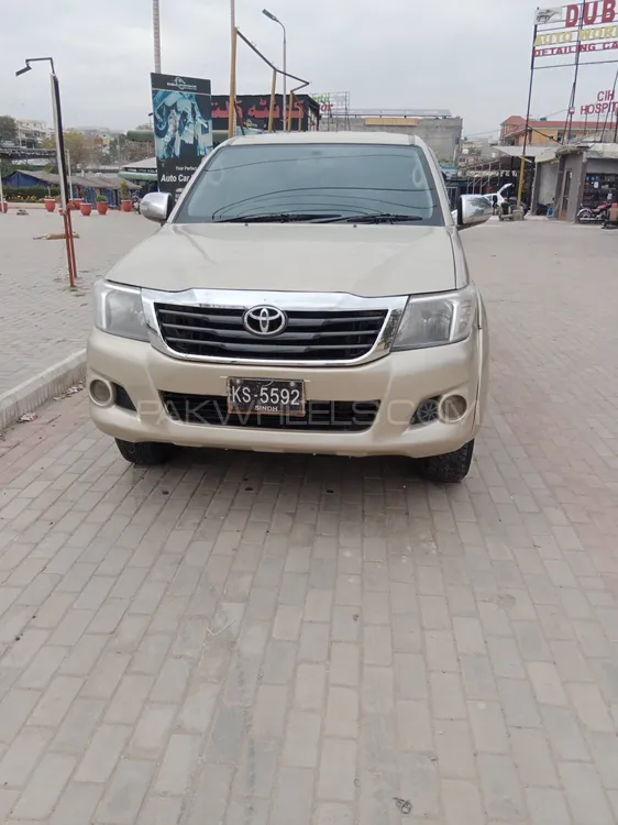 Toyota Hilux 2012 for Sale in Islamabad Image-1