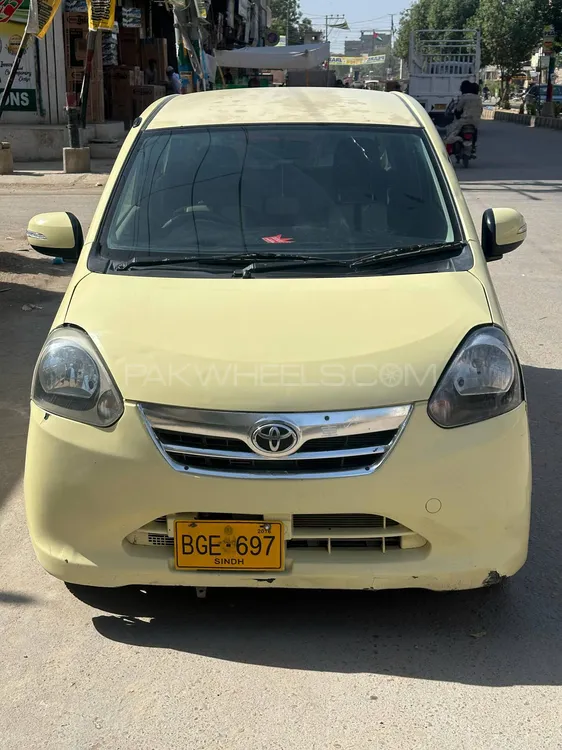 Toyota Pixis Epoch 2012 for Sale in Karachi Image-1