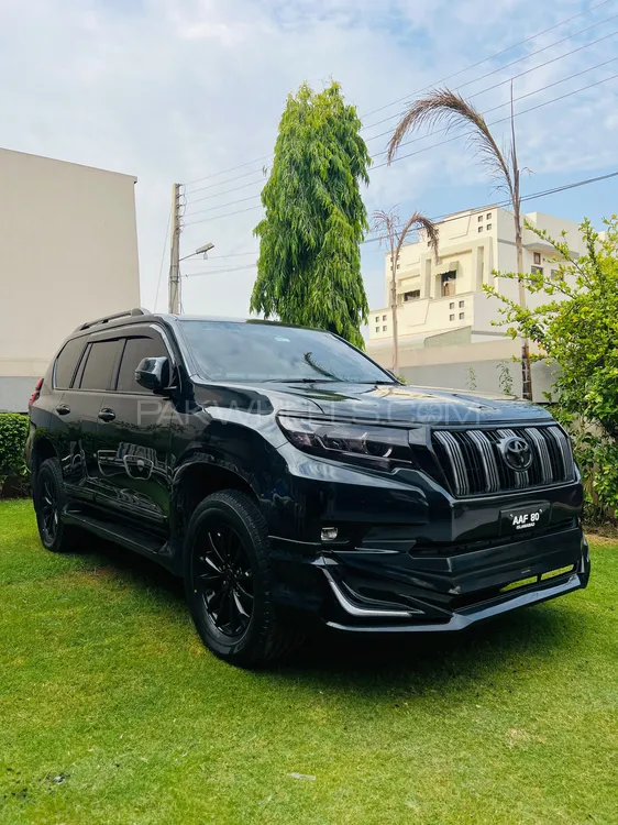 Toyota Prado 2010 for Sale in Multan Image-1