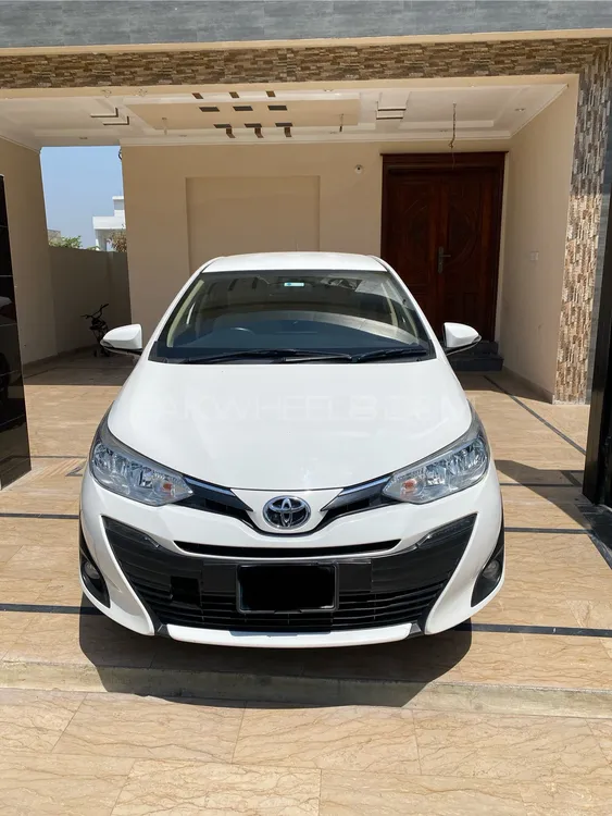 Toyota Yaris Sedan 2021 for Sale in Lahore Image-1