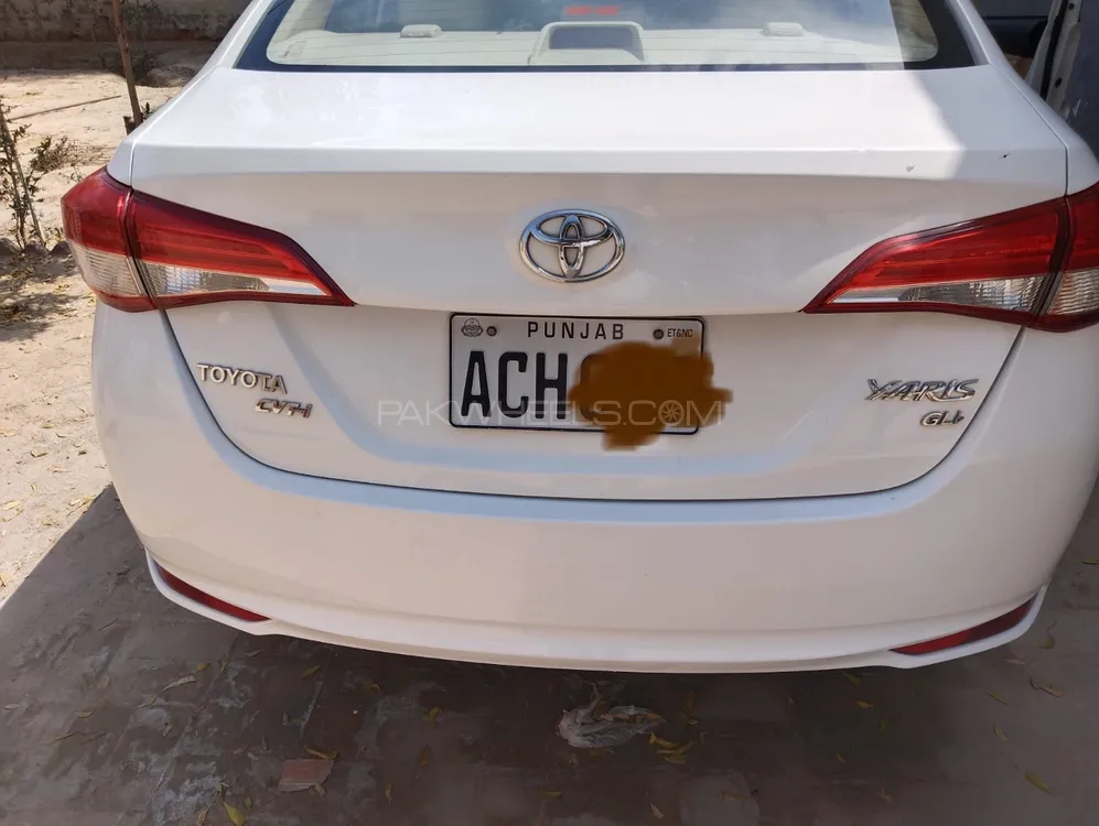 Toyota Yaris Sedan 2020 for Sale in Multan Image-1