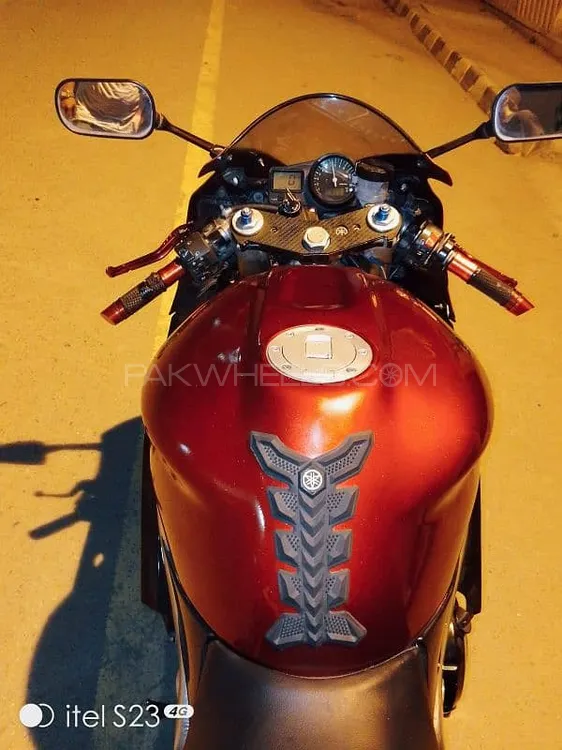 Yamaha YZF-R1 2004 for Sale Image-1