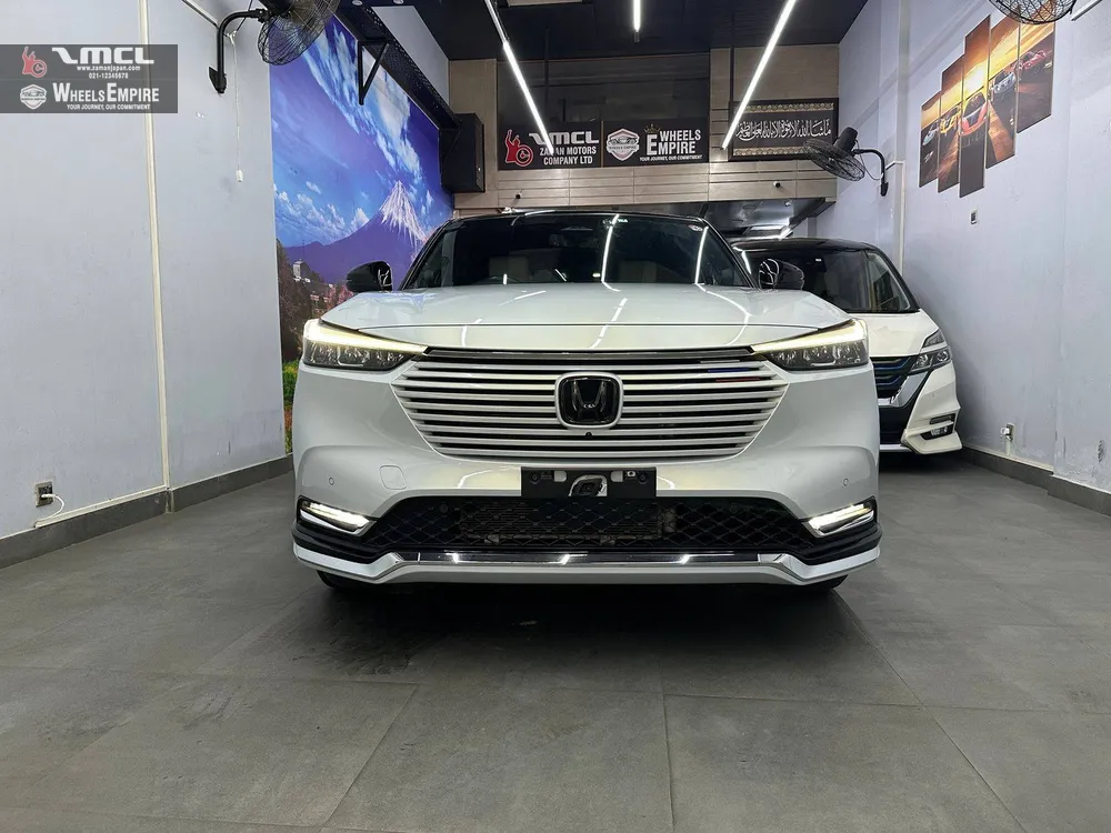 Honda Vezel 2021 for Sale in Karachi Image-1