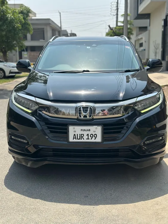 Honda Vezel 2019 for Sale in Faisalabad Image-1