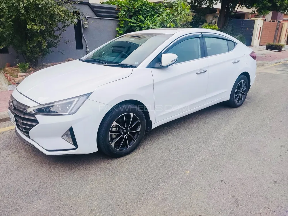 Hyundai Elantra 2022 for Sale in Lahore Image-1