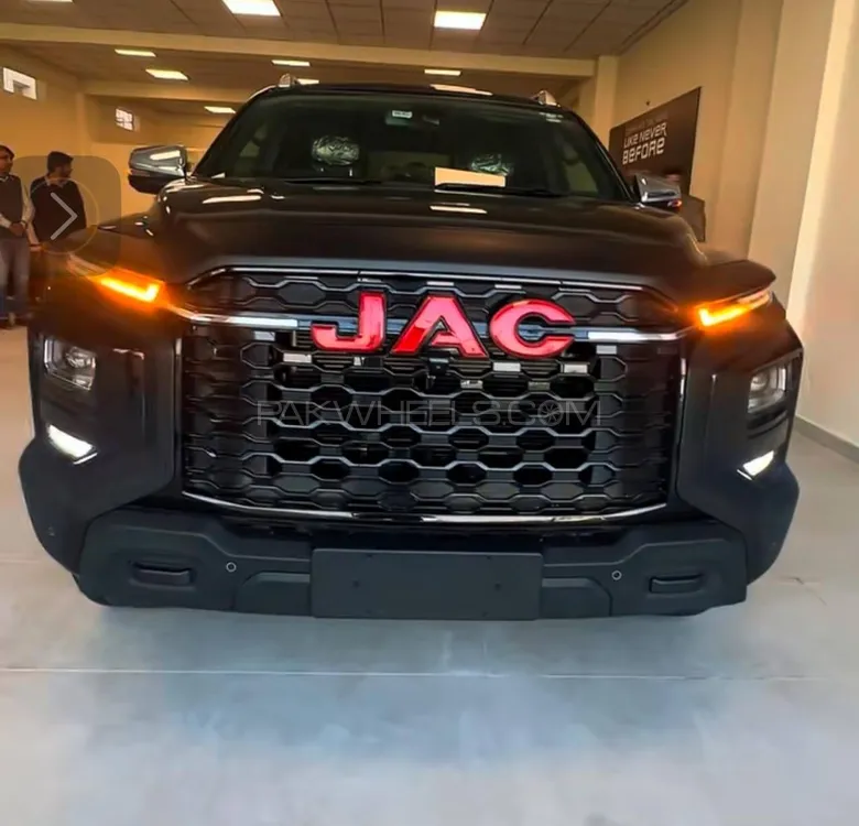 JAC T9 2025 for Sale in Islamabad Image-1