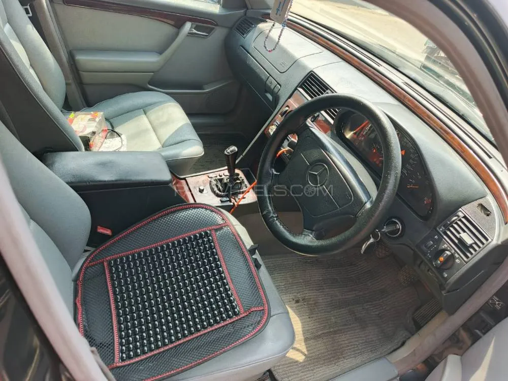 Mercedes Benz C Class 1997 for Sale in Lahore Image-1
